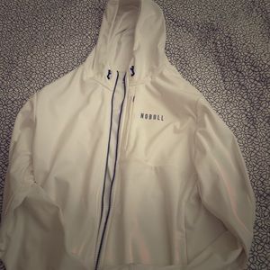 NOBULL coat